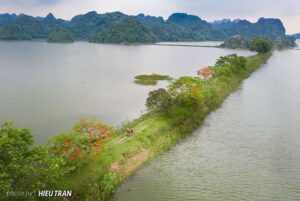 Cắm trại Hồ Quan Sơn